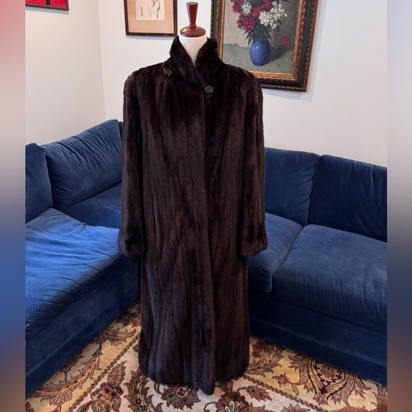 Louis Feraud full‎ length Mahogany Mink Coat - Picture 1 of 12